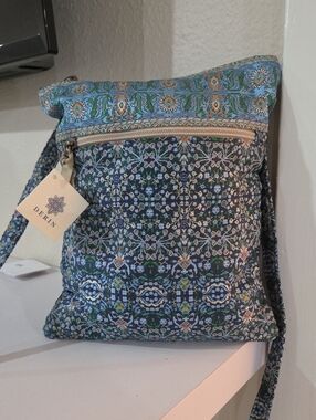 Derin Print Woven Fabric Cross Body Nwt